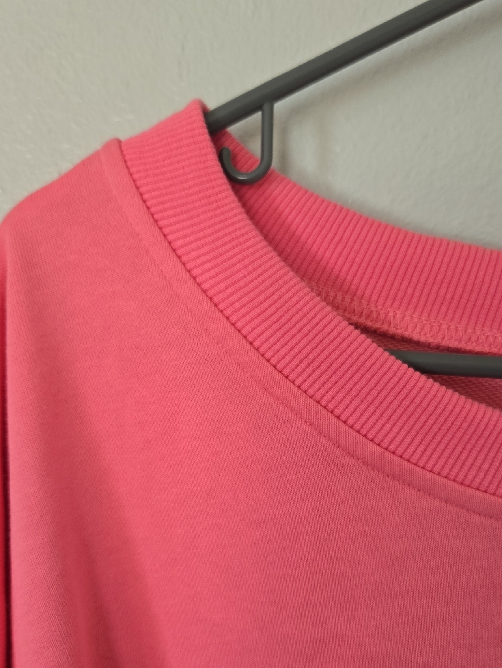 Fantastic Fawn | Bright Pink Smile Oversized Sweatshirt Size Small - Picture 6 of 9